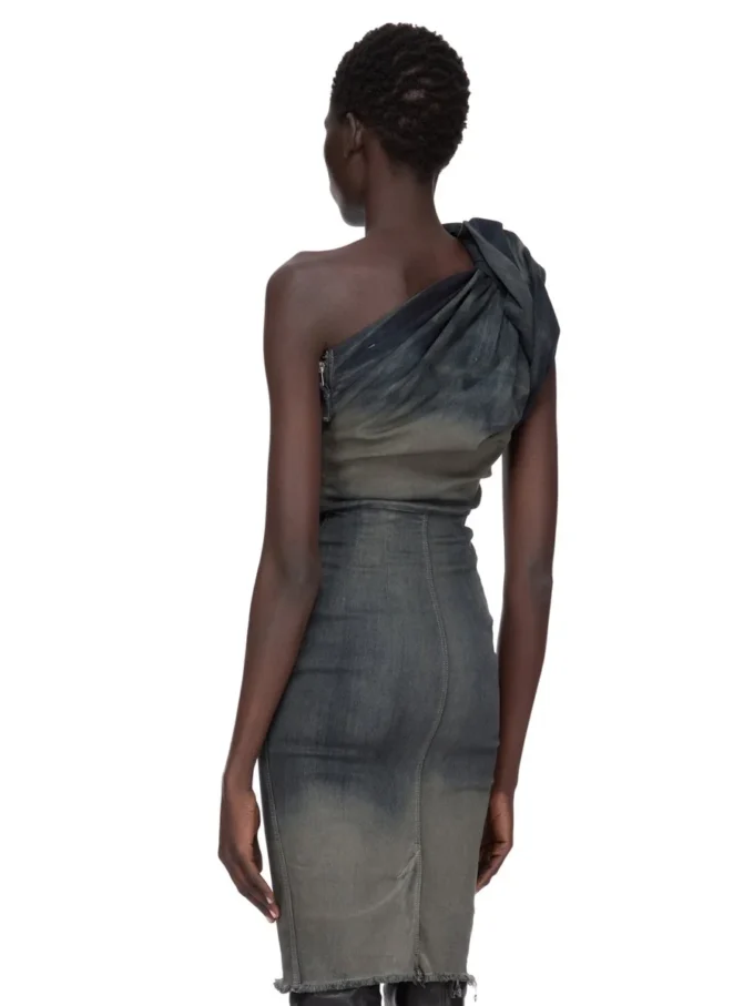 RICK OWENS FW25 CONCORDIANS TWIST DRESS IN DRKDUST DEGRADE SLUB STRETCH DENIM. RP02E4521SDKDEG-78D